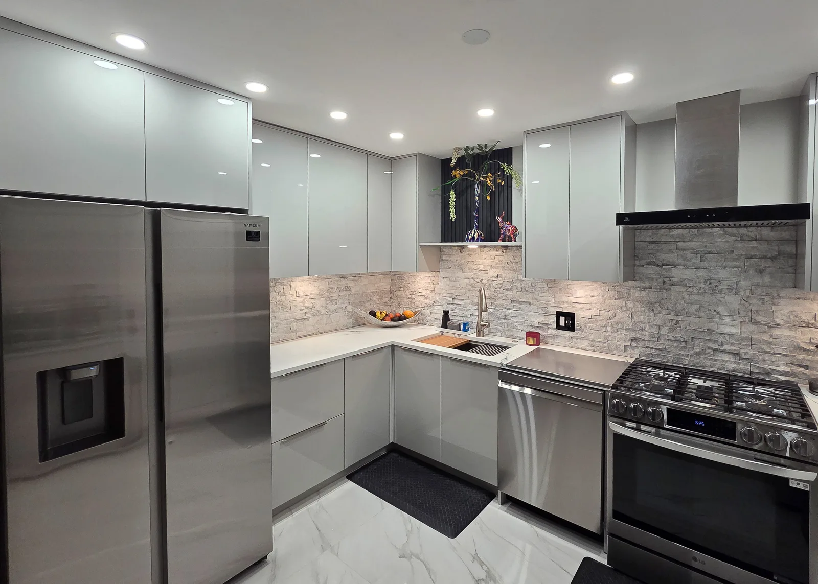 From Demo to Design: How Sebior Delivers a Complete Kitchen Remodel From Demo to Design: How Sebior Delivers a Complete Kitchen Remodel