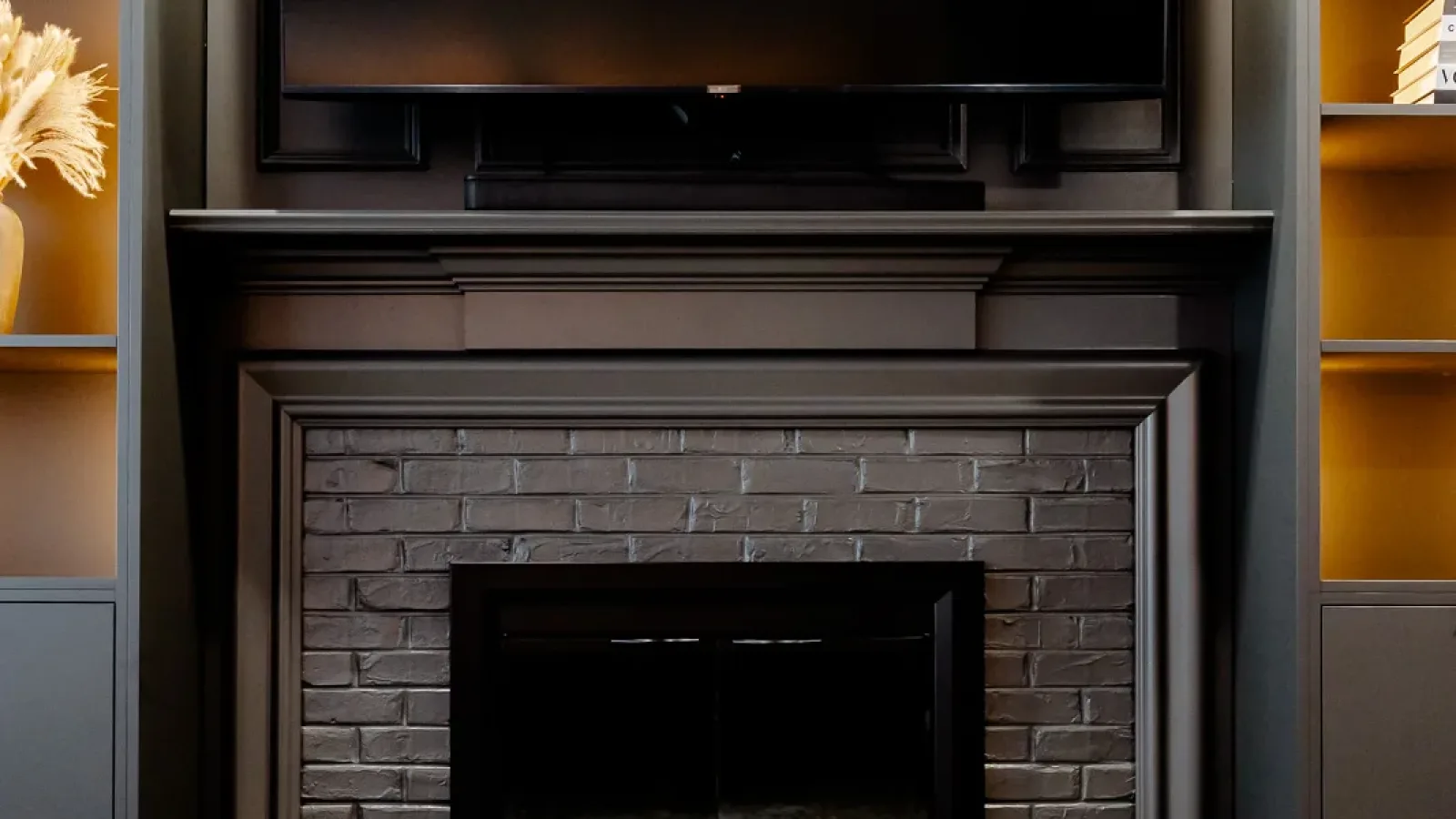 Lake in the Hills Fireplace Built-In | New York Collection – Sebior Lake in the Hills Fireplace Built-In | New York Collection – Sebior