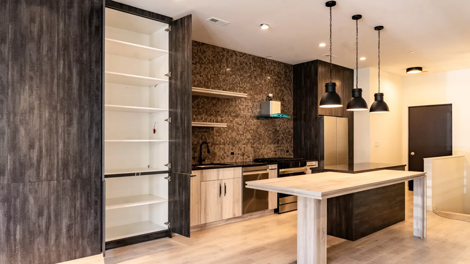 Custom Built-Ins Chicago | Storage Project | Sebior Custom Built-Ins Chicago | Storage Project | Sebior